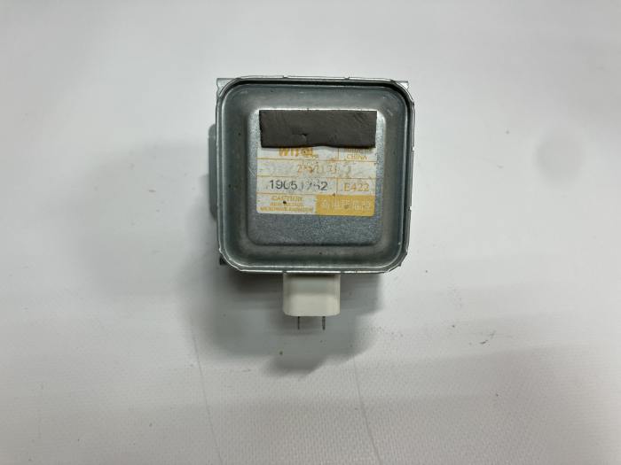 фотография магнетрона  2M21 7J (сделана 18.12.2023) цена: 1815 р.