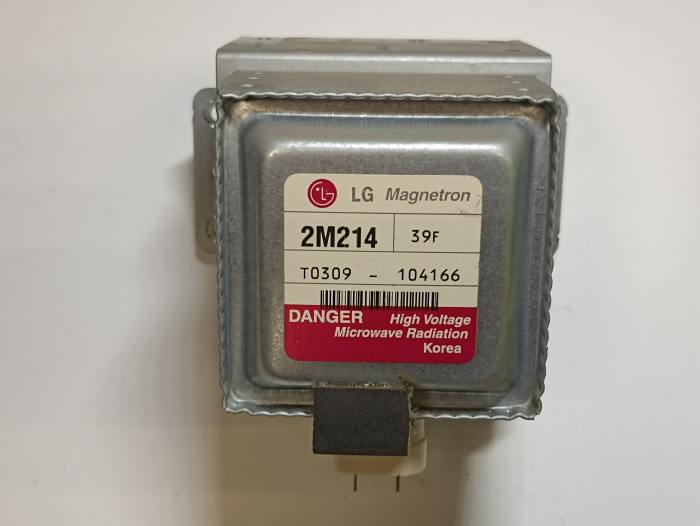 фотография магнетрона  2M214 (сделана 18.12.2023) цена: 1155 р.