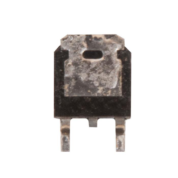 фотография транзистор D484 T0-252 с разбора (сделана 11.05.2024) цена: 29 р.