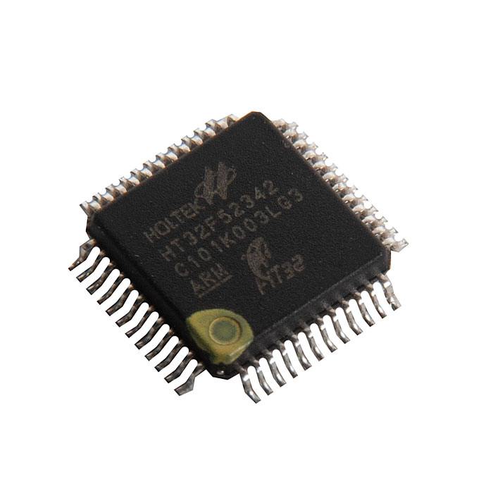 фотография контроллера HT32F52342 (сделана 30.12.2022) цена: 1400 р.